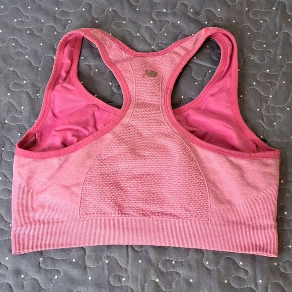 New Balance pink sports bra - Picture 3 of 4